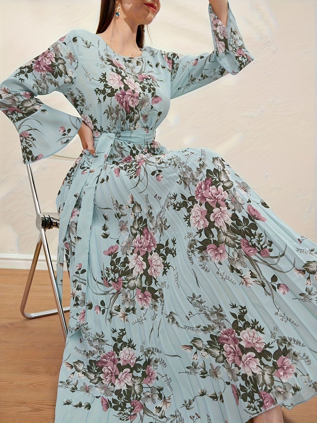 Elegant Floral Pleated Long Sleeve Maxi Dress