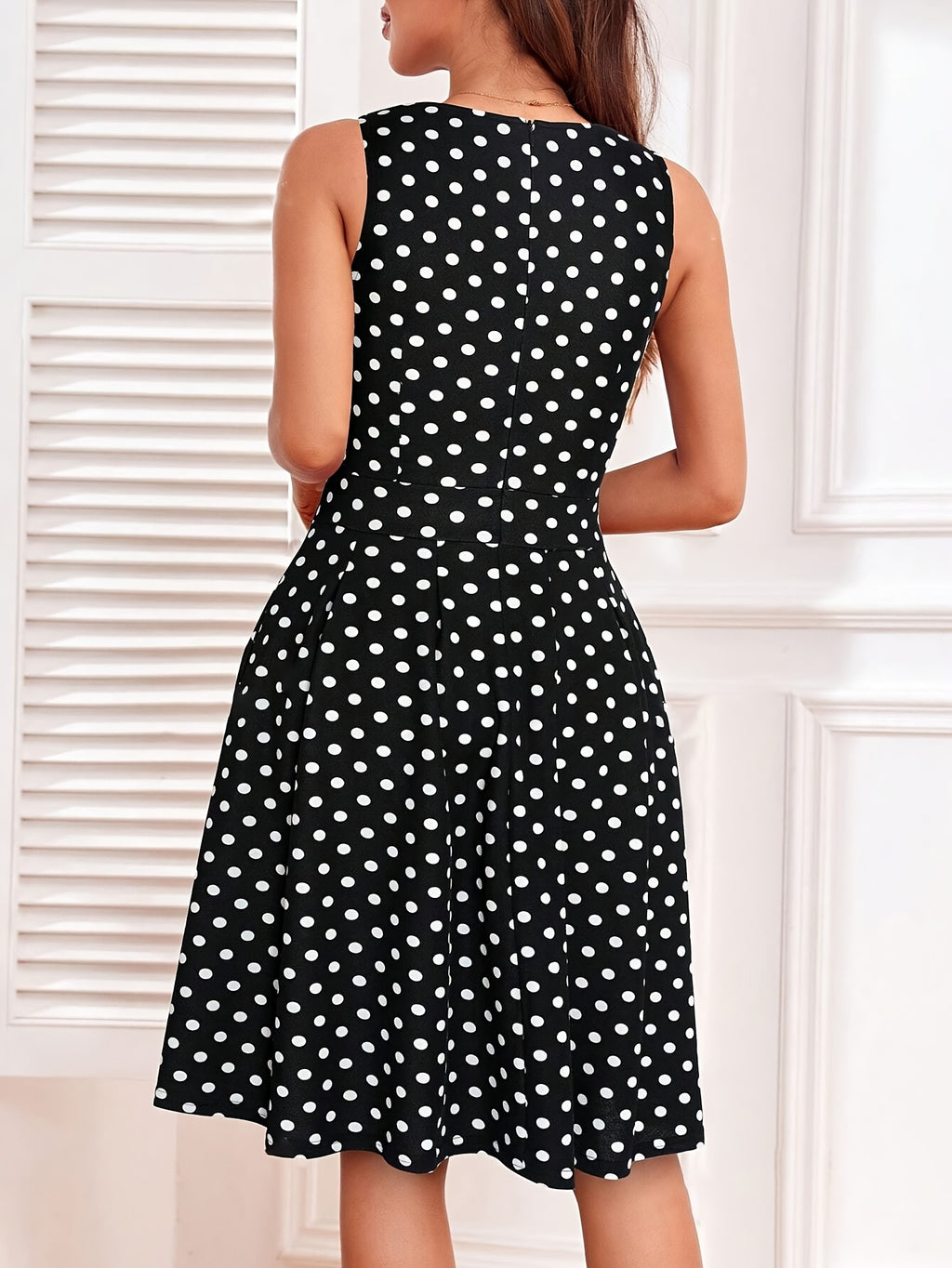 Casual Keyhole Neck Midi Dress