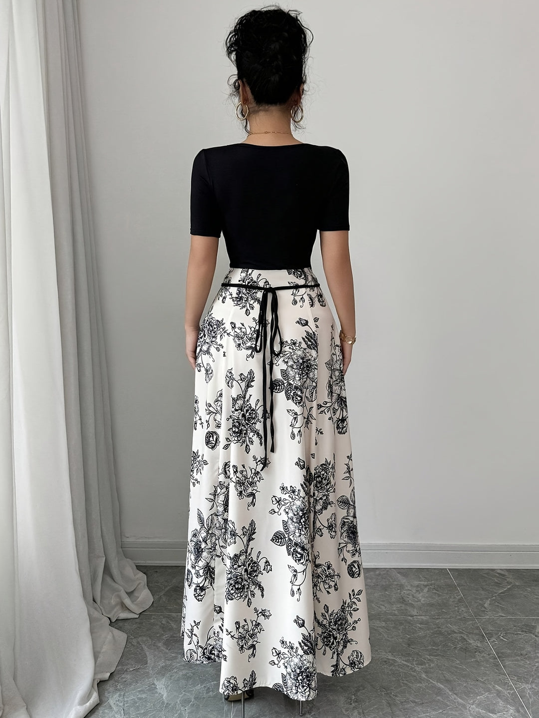 Square Neck Contrast Bodice Floral Maxi Dress