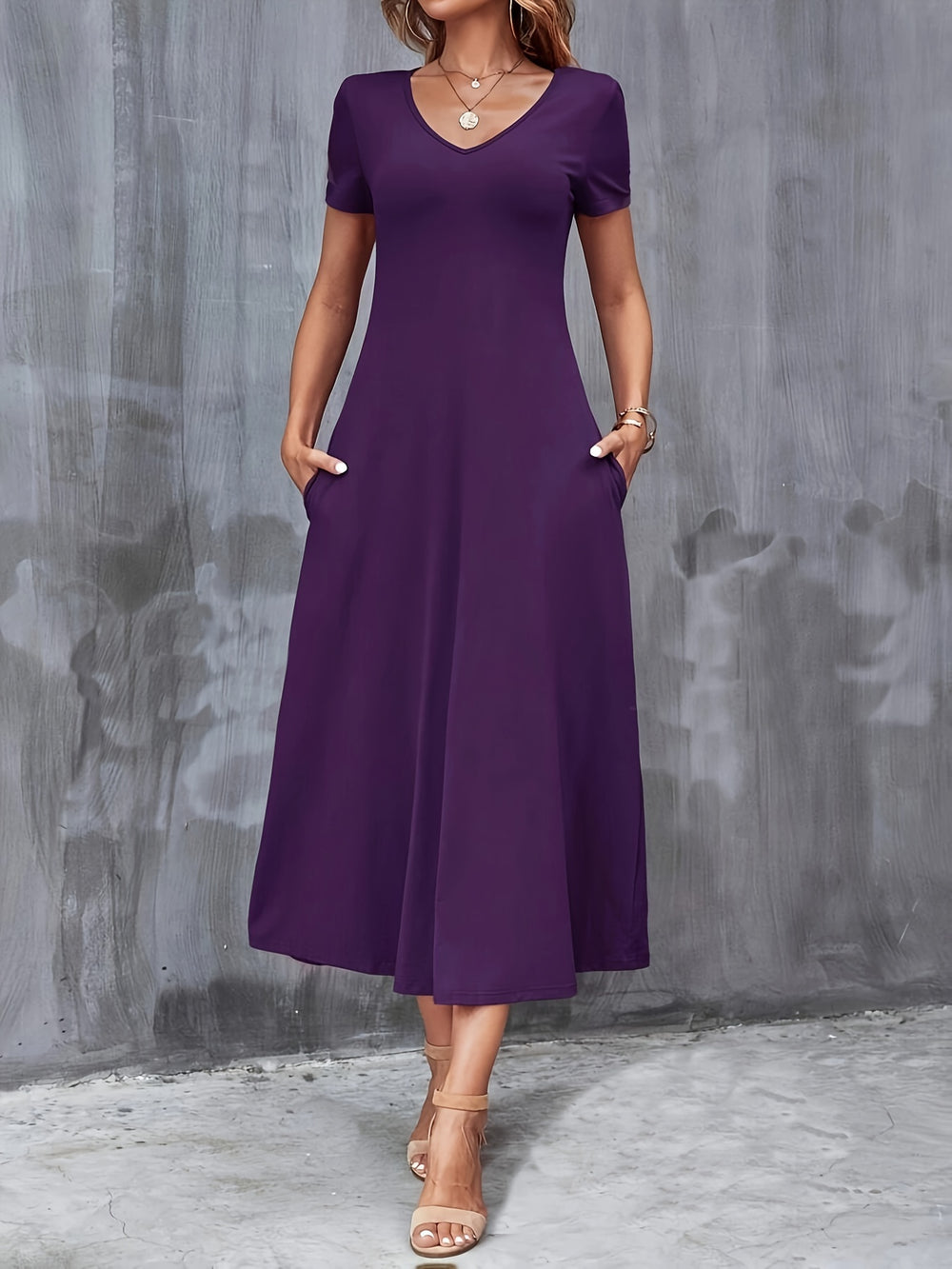 Casual V-Neck Pocket Midi Dress